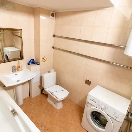 Kvartirkoff Na Geroev Dnepra 38 B Apartment *